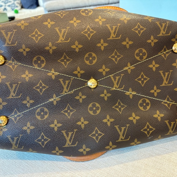 Louis Vuitton Tivoli GM - Picture 7 of 8